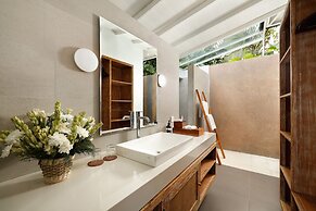 Villa Swarna by Nakula