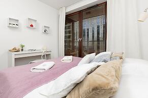 Siedmiogrodzka Apartments by Renters