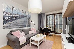 Siedmiogrodzka Apartments by Renters