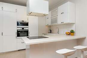 Siedmiogrodzka Apartments by Renters