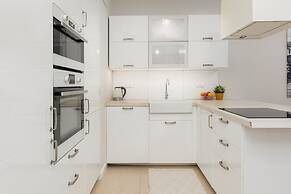 Siedmiogrodzka Apartments by Renters