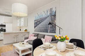 Siedmiogrodzka Apartments by Renters