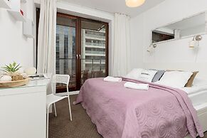 Siedmiogrodzka Apartments by Renters