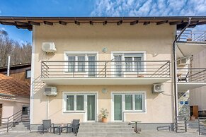 Green Hill Zagreb - Apartment Zen