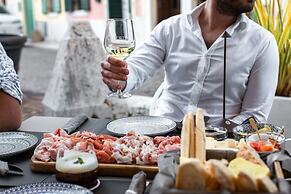 Castrum Wine Relais