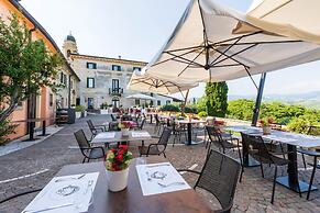 Castrum Wine Relais