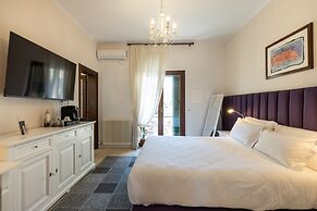 Castrum Wine Relais