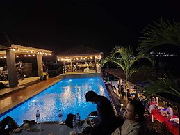 PURNAMA BALIGE HOTEL