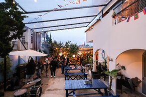 Dalat Blue House Homestay & Cafe