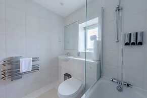 Contemporary 1BD Flat - Camden