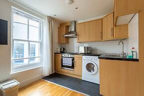 Spaciously Renovated 2BD Flat - Camden