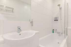 Bright and Spacious 1BD Flat - Camden