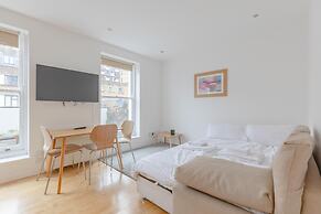Bright and Spacious 1BD Flat - Camden