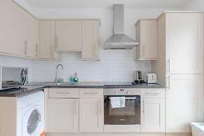 Bright and Spacious 1BD Flat - Camden