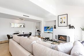 YOLO Spaces – Sotogrande Ocean View Penthouse