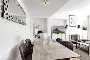 YOLO Spaces – Sotogrande Ocean View Penthouse