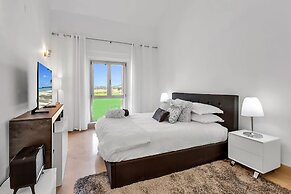 YOLO Spaces – Sotogrande Ocean View Penthouse