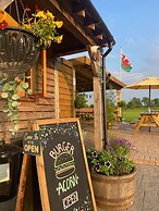 Beech Pod Cabin in Beautiful Surroundings Wrexham