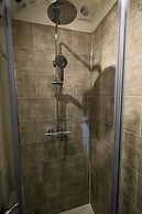 Beech Pod Cabin in Beautiful Surroundings Wrexham