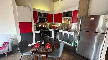 Artistico-Styled Studio Loft Sleeps 5