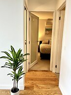 Readyset Apartment on Emerald