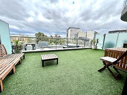 Readyset Apartment on Emerald