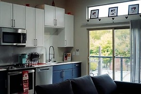 Mickey Magical 1BR Soft-Loft Deep Ellum