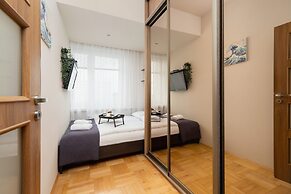 Modern 1 Bedroom Apartment by Renters