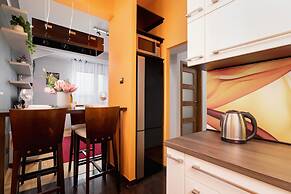 Modern 1 Bedroom Apartment by Renters