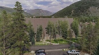 2056 The Pines 2 Bedroom Condo by RedAwning