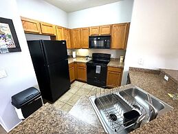 Only 10 Minutes From Disney 3bd Family Home 3 Bedroom Condo by Redawni