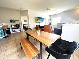 Only 10 Minutes From Disney 3bd Family Home 3 Bedroom Condo by Redawni