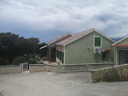 Moja Ane