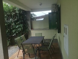 Moja Ane