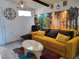 Kimano 2 Apartments With Garden in Zadar