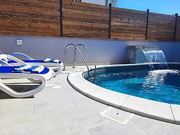 Pop Villa in Zadar for 3 Person