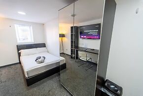 Homely Studio Next to City Centre