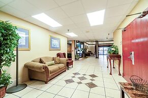 Ark Suites By OYO Jonesboro I-555