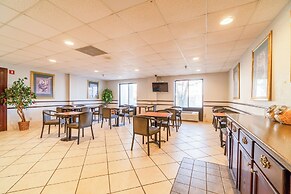 Ark Suites By OYO Jonesboro I-555