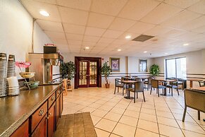 Ark Suites By OYO Jonesboro I-555