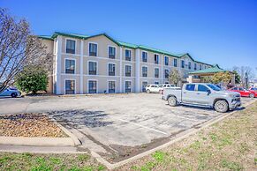 Ark Suites By OYO Jonesboro I-555