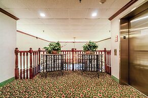 Ark Suites By OYO Jonesboro I-555