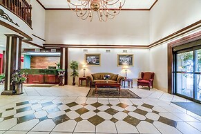 Ark Suites By OYO Jonesboro I-555