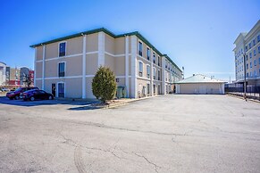 Ark Suites By OYO Jonesboro I-555