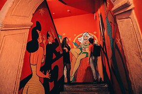 Pensão Amor Madam’s Lodge