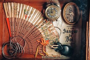 Pensão Amor Madam’s Lodge