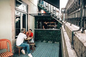 Pensão Amor Madam’s Lodge