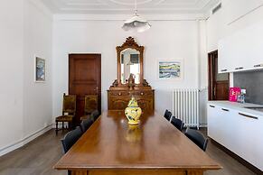 Irnerio Apartments - Yellow Cat by Wonderful Italy