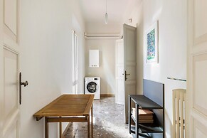 Irnerio 17 - Irnerio Apartments - Black Widow