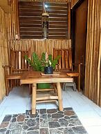 Balai Vivencio Hostel